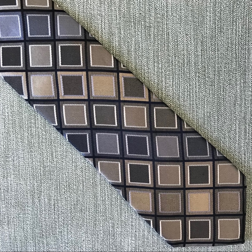 Perry Ellis Portfolio 100% Silk Tie Necktie 👔